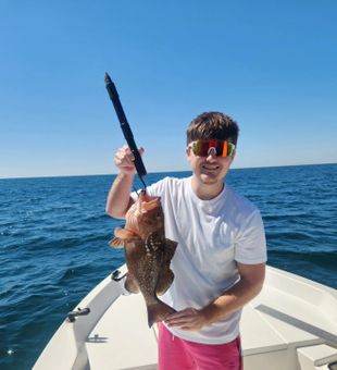 Hooked a nice grouper! 🎣🔥