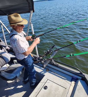Scenic Truman Lake fishing with Angler’s Edge Guide Service.