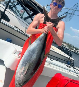 Impressive Yellowfin Tuna catch!