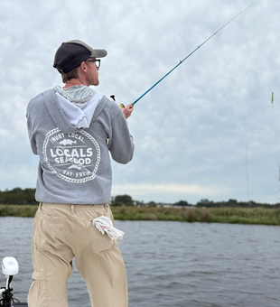 Great day for light tackle fishing in New Bern with clear conditions.