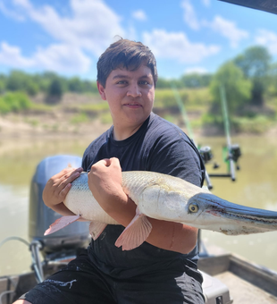 Trinity River Trophy Gar Action