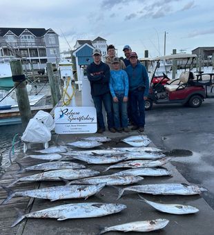 Epic offshore fishing action just off Hatteras, NC!