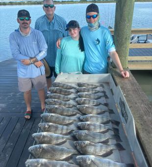 Serene sunsets over Corpus Christi fishing spots