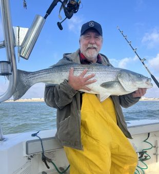 Experience the thrill of saltwater fishing in Neptune City, NJ with local waters full of hard-fighting fish and nonstop action.