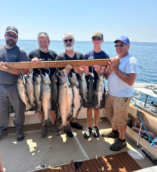 Catch trophy salmon on Lake Ontario charters!