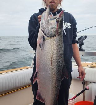 Casting lines across San Francisco’s scenic waters