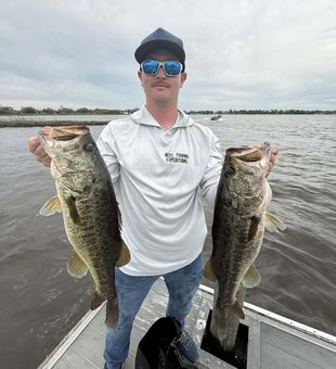 Double largemouth bass catch on the lake!