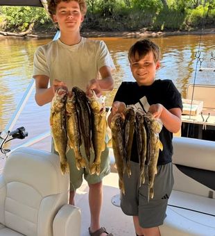 From first-timers to seasoned anglers, the St. Croix River has something for everyone. Book your trip today.