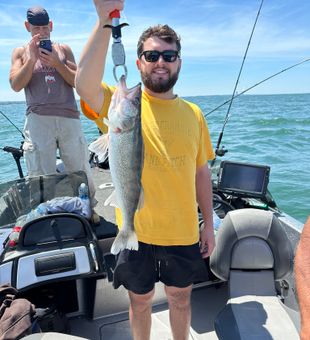 Lake Erie Charters - fishing excitement 