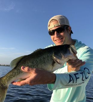 Winter Haven FL bass fishing charter success story.