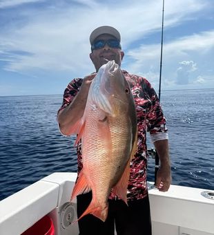 Make lasting memories on a Riviera Beach offshore fishing charter. From first-time anglers to seasoned fishermen, every trip is tailored for an exciting day on the Atlantic.