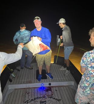Another stingray! Bowfishing in Tampa Bay