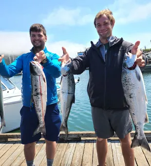 Family-friendly Oregon river fishing trips for beginners and experienced anglers alike.
