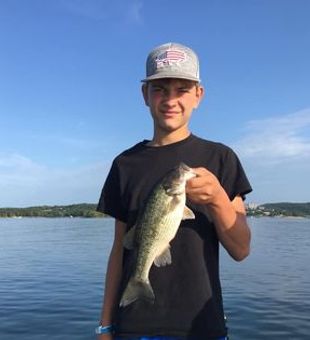 Bass Fishing at Its Best in Table Rock Lake