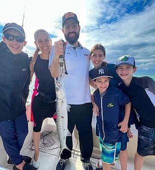 Group Fishing In Miami, FL