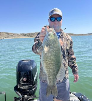 Lake Sakakawea bass win