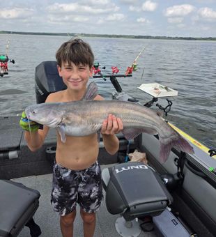 Blue catfish success on Manhattan KS fishing tour!