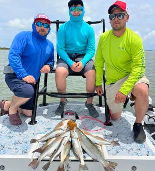 Rio Hondo speckled trout action delivered!