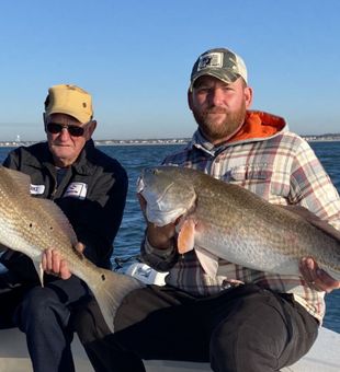 Flatfish Charters' Oak Land Redfish victory!