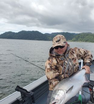 Astoria Oregon: Premier Salmon Fishing