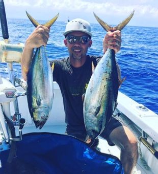 Awesome Kona yellowfin tuna double!