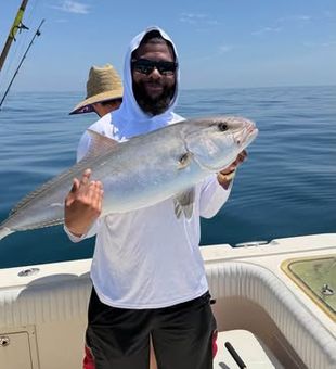 Get ready for a rewarding day on the water, exploring Pensacola’s inshore fishing spots and offshore opportunities.