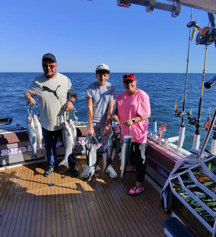 Great day on the water using deep sea trolling and heavy tackle in clear conditions!