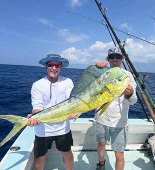 Key West mahi mahi delivers another trophy catch!