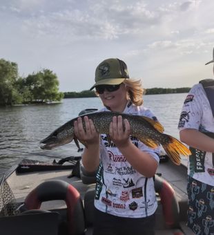 Little Anglers, Big pike