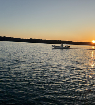 Clear skies and light tackle: the perfect recipe for a day on the water!