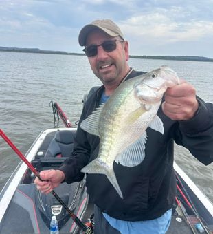 Big smiles and full livewells on Lake Eufaula OK