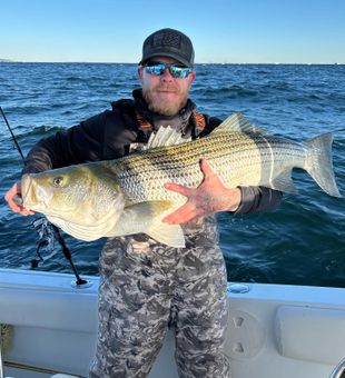Somewhere off Barnegat Light, the lines are steady