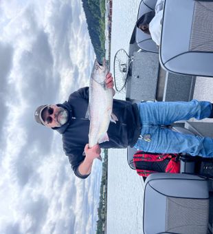 Big catches, scenic views—Willamette River!