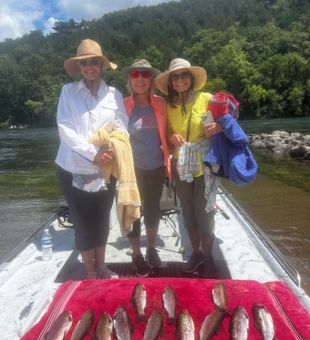What a great day on the river with new friends come see me and let me make memories that will last a lifetime call or text8707361369