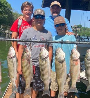 Striper fishing Smith Mountain Lake