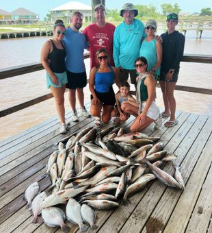 Lake Charles redfish filling up the dock!