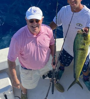 Paul with a nice Mahi