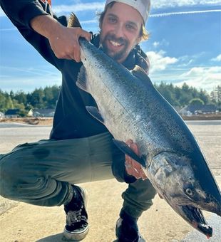 Oregon river salmon charter