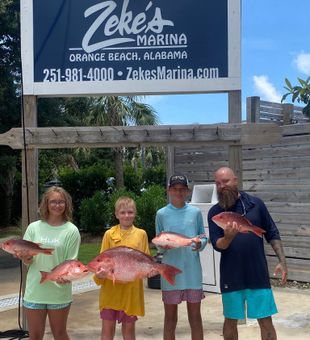 Family Red Snapper success at Zeke’s Marina!