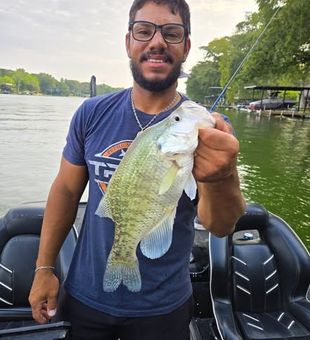 Great fishing, fresh air, and memories worth sharing! Bring your friends or family along for an exciting day on the water near San Antonio, TX.