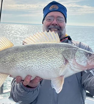 Walleye Hunter Fishing Charters LLC