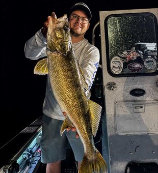 Dayton walleye action bringing the heat!
