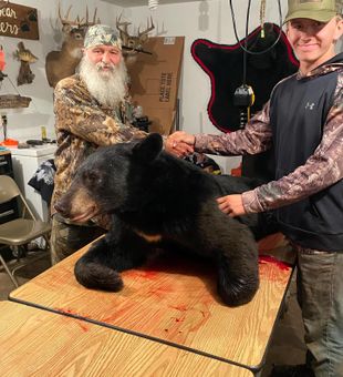 Deep woods, steady focus—MN hunt