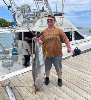 Puerto Plata yellowfin tuna makes for an impressive catch!