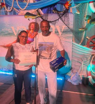 West Bay mahi mahi brings home the victory!