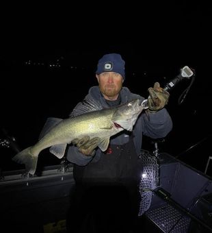Calm waters, thrilling catches on Lake Erie