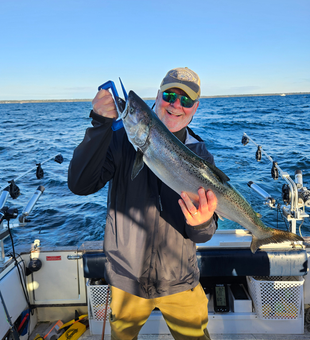 Trophy Wisconsin Chinook salmon caught trolling!