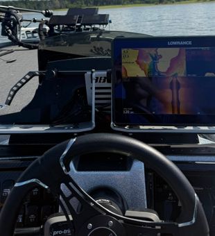 Advanced sonar technology reveals prime fishing structure in Zavalla.