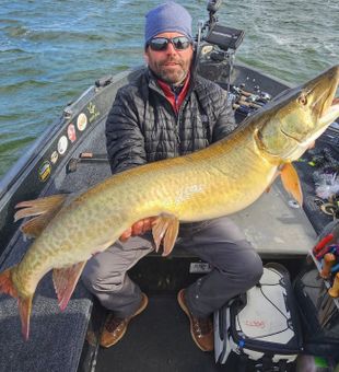 Monster Waukesha muskellunge makes for an unforgettable day!