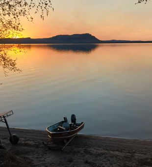Perfect fishing sunset on Nipigon waters.